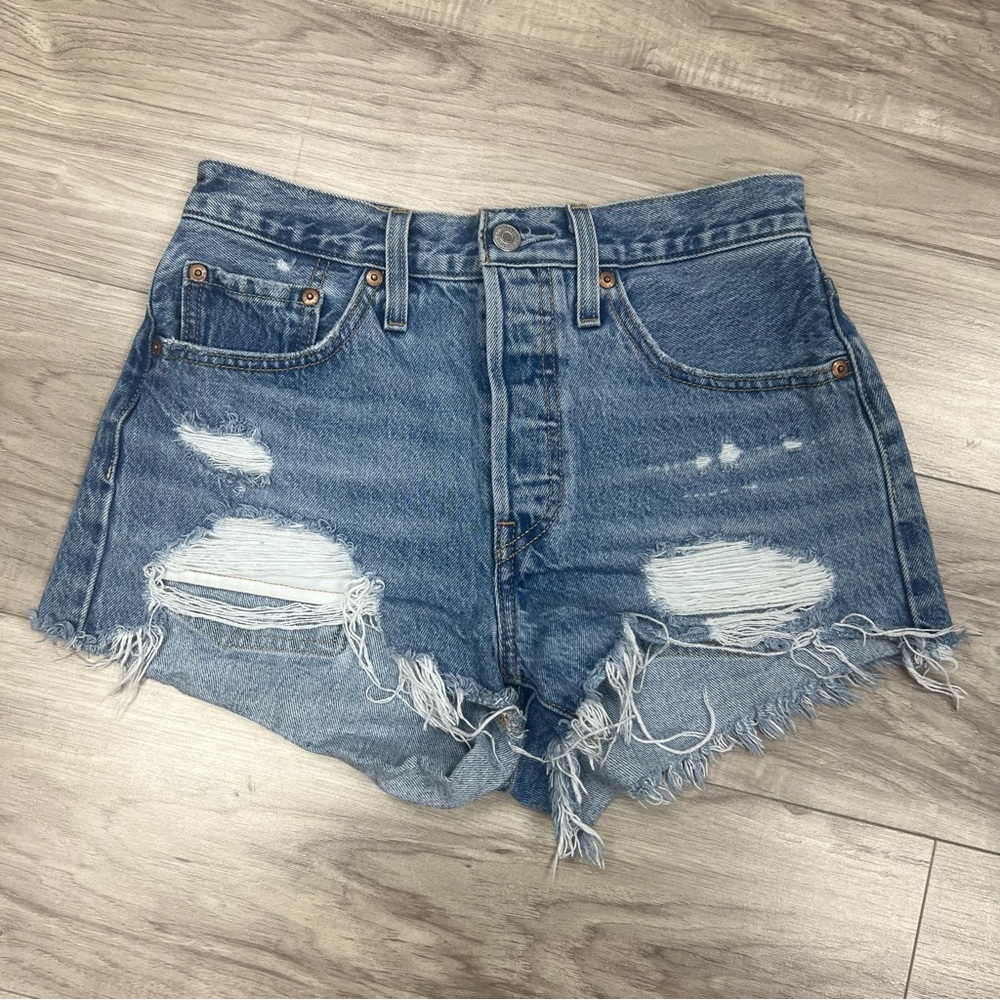Levi's 501® Original Fit High-Rise Distressed  Women's Jean Shorts Size 26